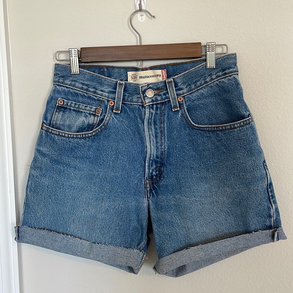 Levi 550 Relaxed Fit High-Waisted Cut-off Denim Shorts